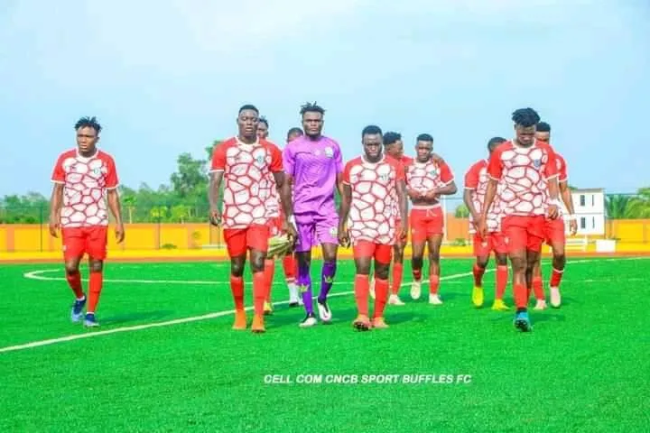 Ligue 1 Bénin : les Buffles gardent la tête, les Cavaliers impressionnent