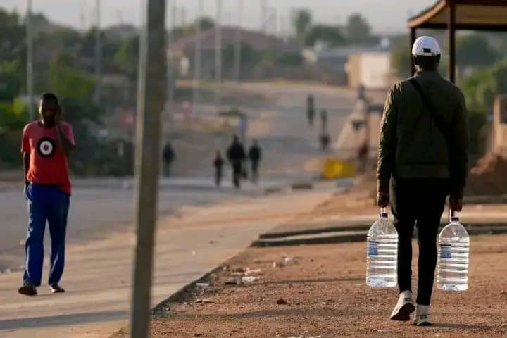 Afrique du Sud : Plus de 500 personnes victimes d'intoxication à  l'eau