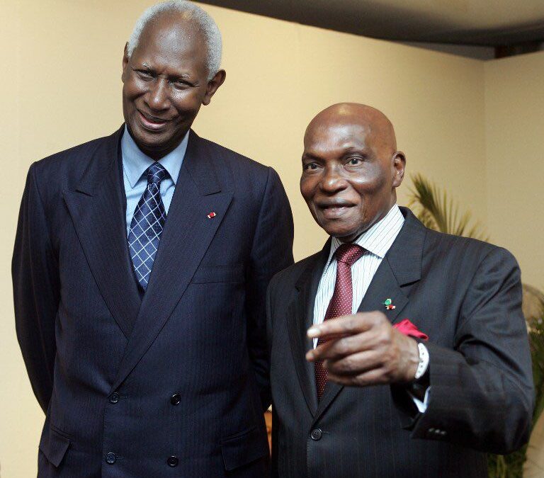  Tension au Sénégal : Abdou Diouf et Abdoulaye Wade appellent les jeunes à arrêter les violences