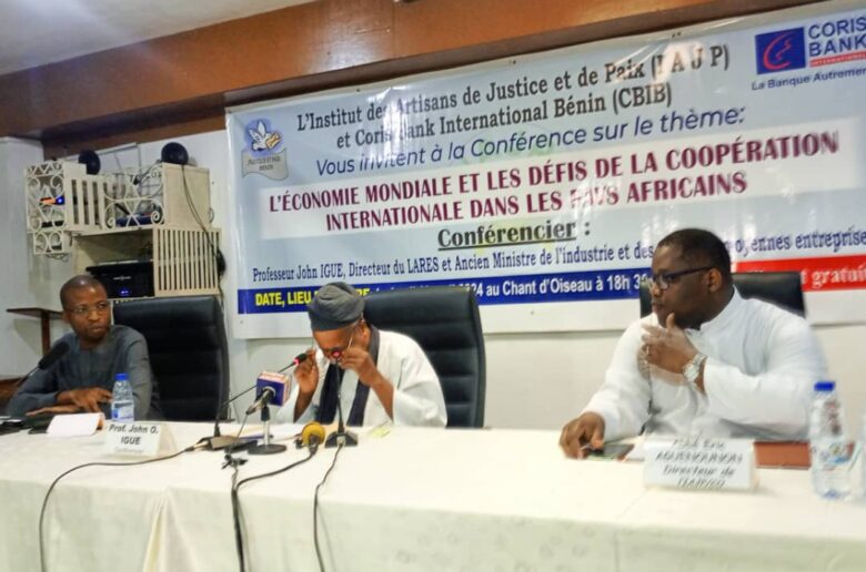   Économie et coopération internationales : ”L'Afrique doit s'arrimer à elle-même“, dixit le Père Aguénounon