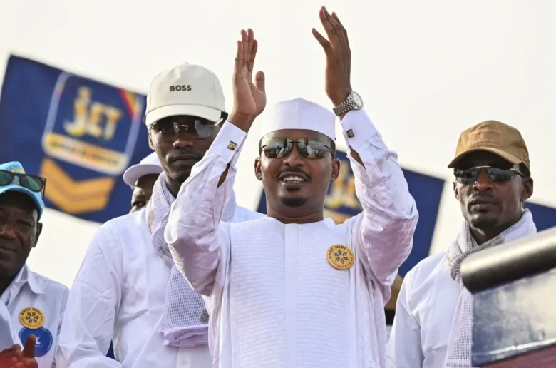 Tchad : Mahamat Idriss Deby en tête du scrutin présidentiel, son premier ministre battu en brèche