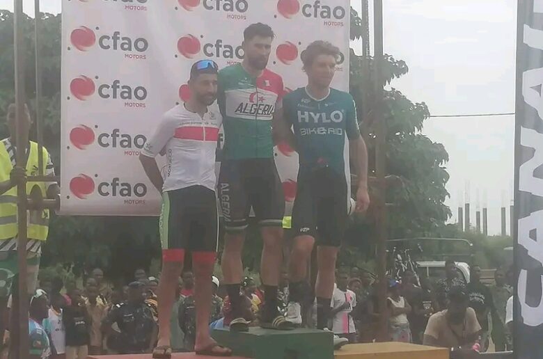 19ème Tour cycliste international du Bénin : Hamza Yacine gagne la 4ème étape