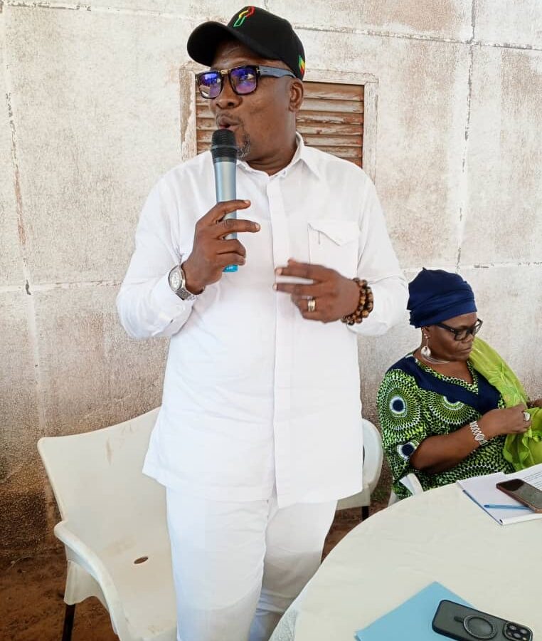 Rencontre avec les SE du 2è arrondissement de Porto Novo : Is-Dine Bouraïma entre gratitude au Chef de l’Etat et mobilisation des jeunes pour 2026