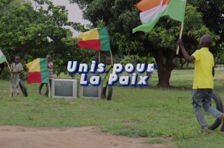 Crise Bénin – Niger : « Non  à la division », un collectif d’artistes nigériens et béninois, sensibilise à la paix