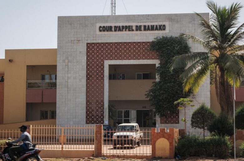 Mali : Onze cadres politiques de la « Déclaration du 31 mars » maintenus en prison