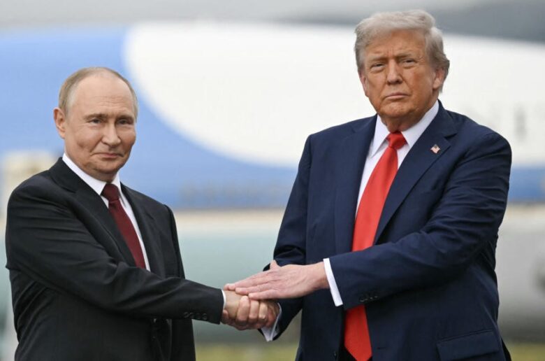 Sommet Alaska : Trump et Poutine négocient une paix "incertaine"