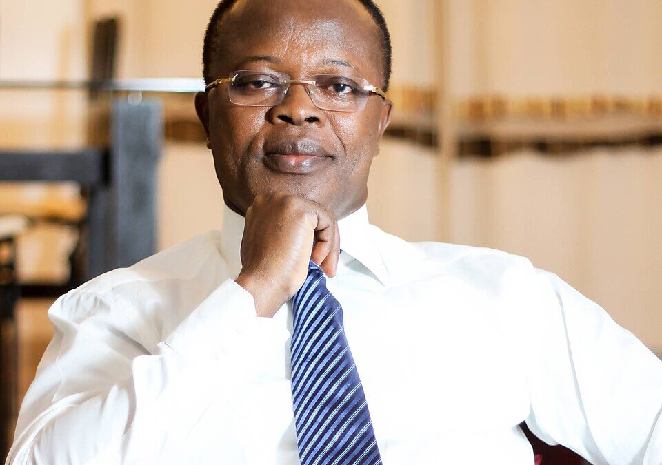 Lettre ouverte à Michel Sodjinou : «Je viens très humblement me mettre à tes genoux pour te supplier de remettre le parrainage au parti»., Éric Houndété