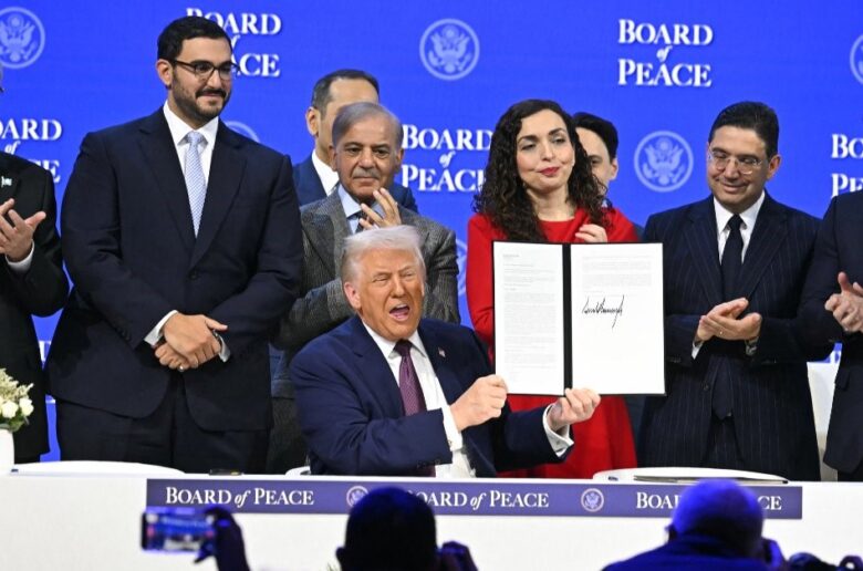 Forum économique de Davos : Donald Trump officialise la création du « Conseil de paix » face à des alliés hésitants
