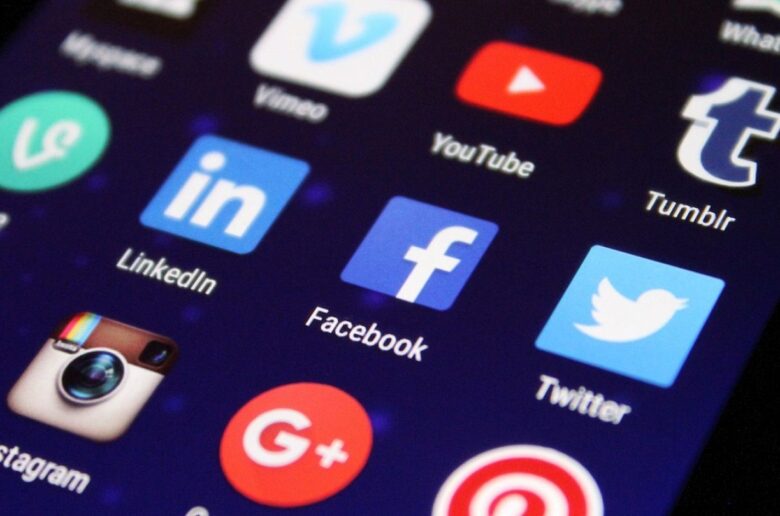 Allemagne : les conservateurs veulent interdire les réseaux sociaux aux moins de 14 ans