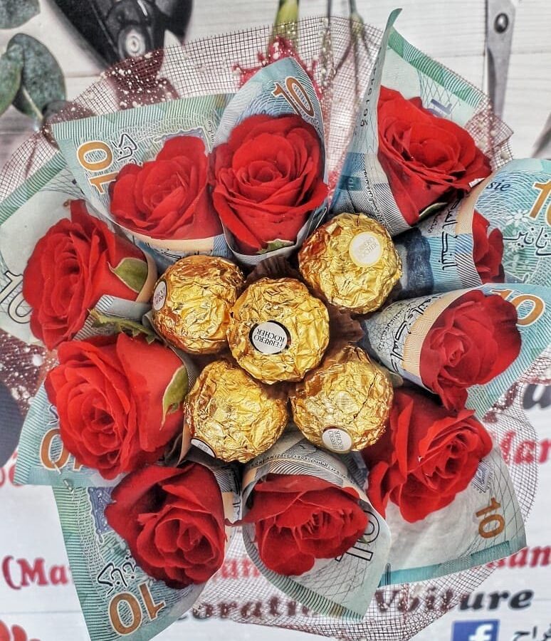 Cadeaux, amour et légalité : Les bouquets d’argent sous surveillance juridique