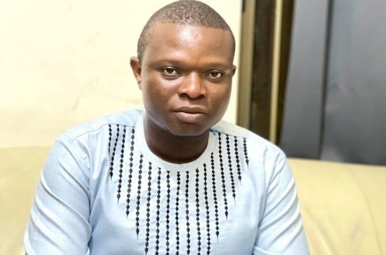‎Bénin : la Criet condamne l’écrivain et militant Julien Kandé Kansou à 24 mois de prison ferme