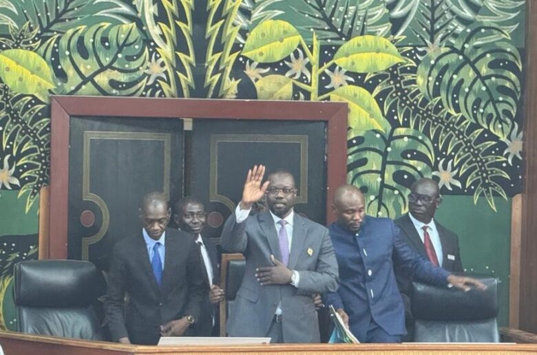 Sénégal : Ousmane Sonko prend le perchoir