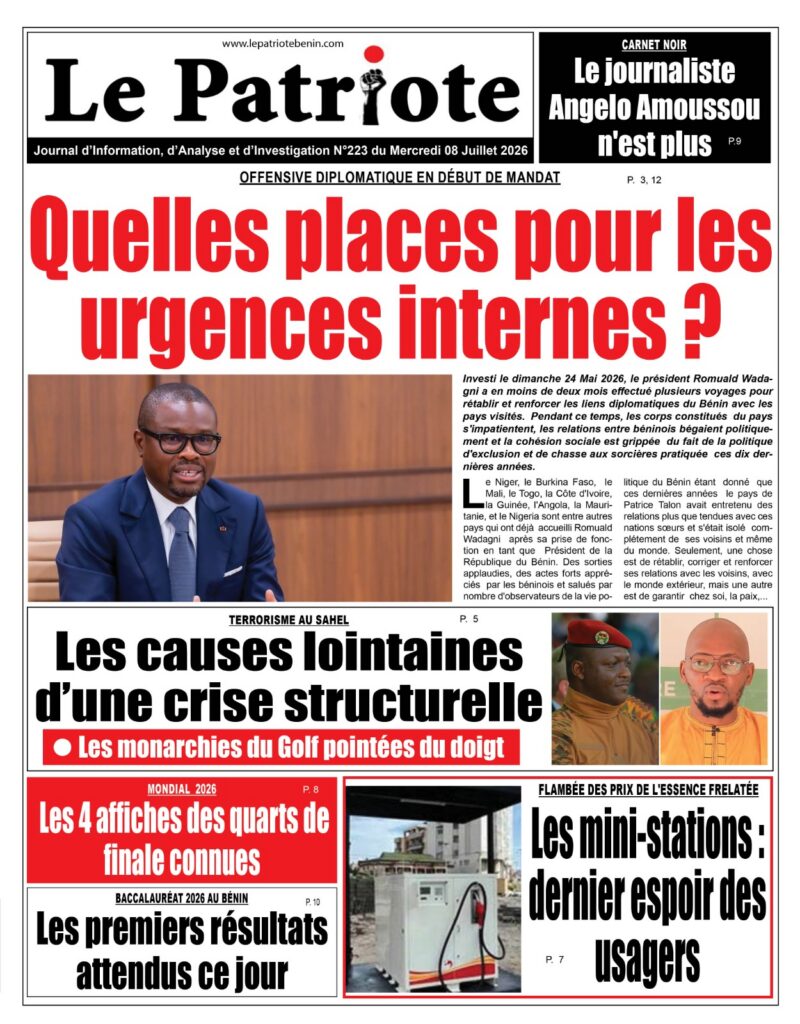 LA UNE