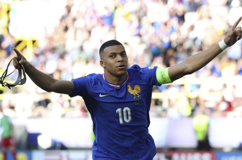 Sur ses origines africaines : Mbappé dit « n’avoir jamais coupé le lien »