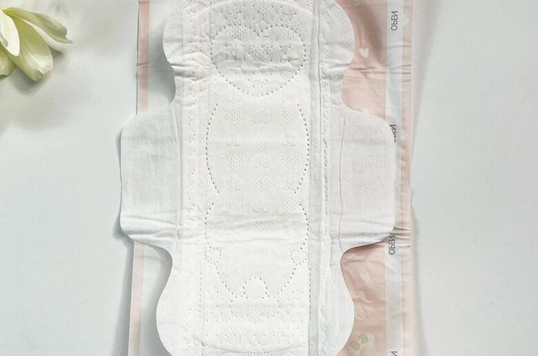 Serviettes hygiéniques usagées au Bénin : Le déchet que personne ne veut voir